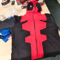 Deadpool zip up hoodie adult size medium