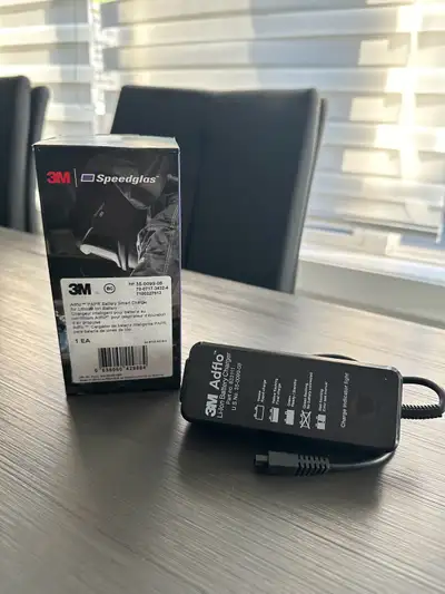 3M Adflo Powered Air Purifying Respirator Battery, Smart Charger for Lithium Ion Battery Keep your r...