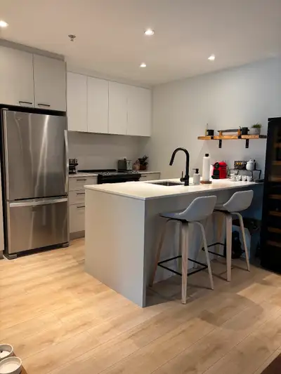 Grand 4 1/2 à louer à Montréal