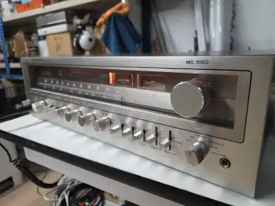 Zenith MC 7050 Receiver, View more
