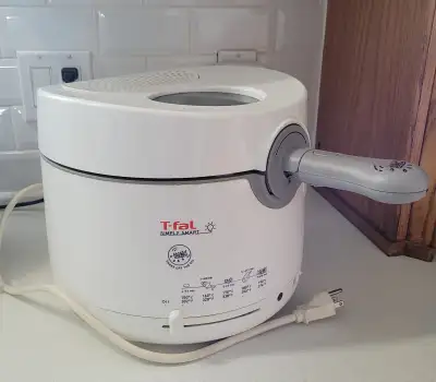 T-Fal Simply Smart Deep Fryer, View more