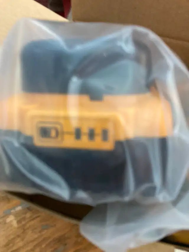 2 pkg 20V Dewalt batteries .. new in box .. ordered wrong batter539347285977999361