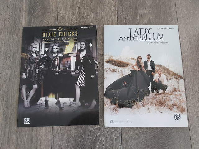 Dixie Chicks and Lady Antebellum Guitar/Music Books in Guitars in City of Toronto