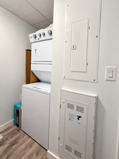 2 Bed, 2 Bath Apartment – Lease Takeover | West End AVAILABLE NOVEMBER 1, 2026 – Lease ends May 2027...
