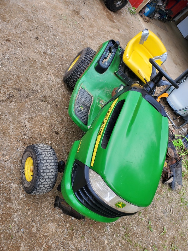 Lawn tractor Lawnmowers & Leaf Blowers Fredericton Kijiji