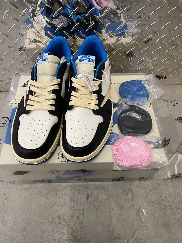 Jordan 1 Retro Low SP Fragment X Travis Scott  in Men's Shoes in City of Toronto - Image 4