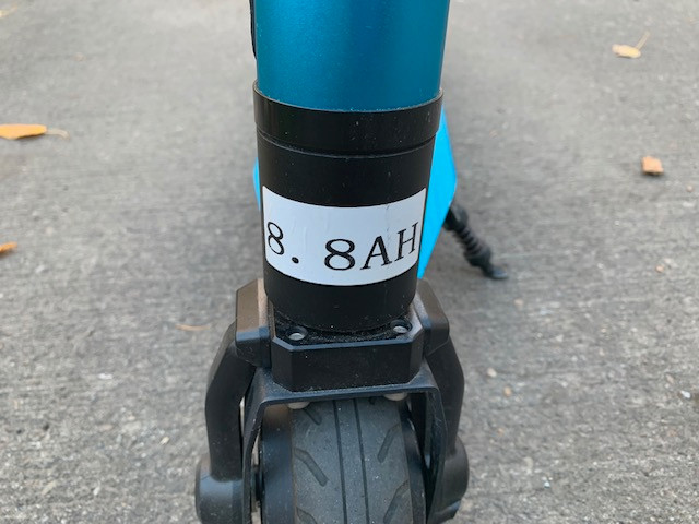 BLUE LITHIUM POWERED ELECTRIC SCOOTER in eBike in Strathcona County - Image 3