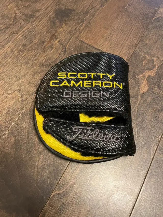 Scotty Cameron Putter Cover  in Golf in Ottawa - Image 3