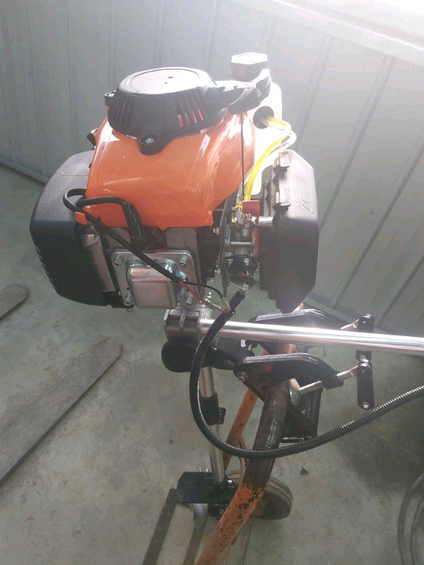 4 hp 4 stroke trolling motor outboard  in Boat Parts, Trailers & Accessories in Belleville