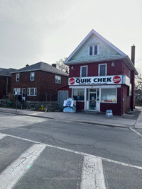 G-R-E-A-T Store W/Apt/Office Located in Peterborough