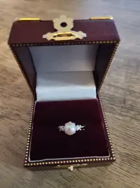 Akoya Pearl/Diamond/Platinum engagement ring