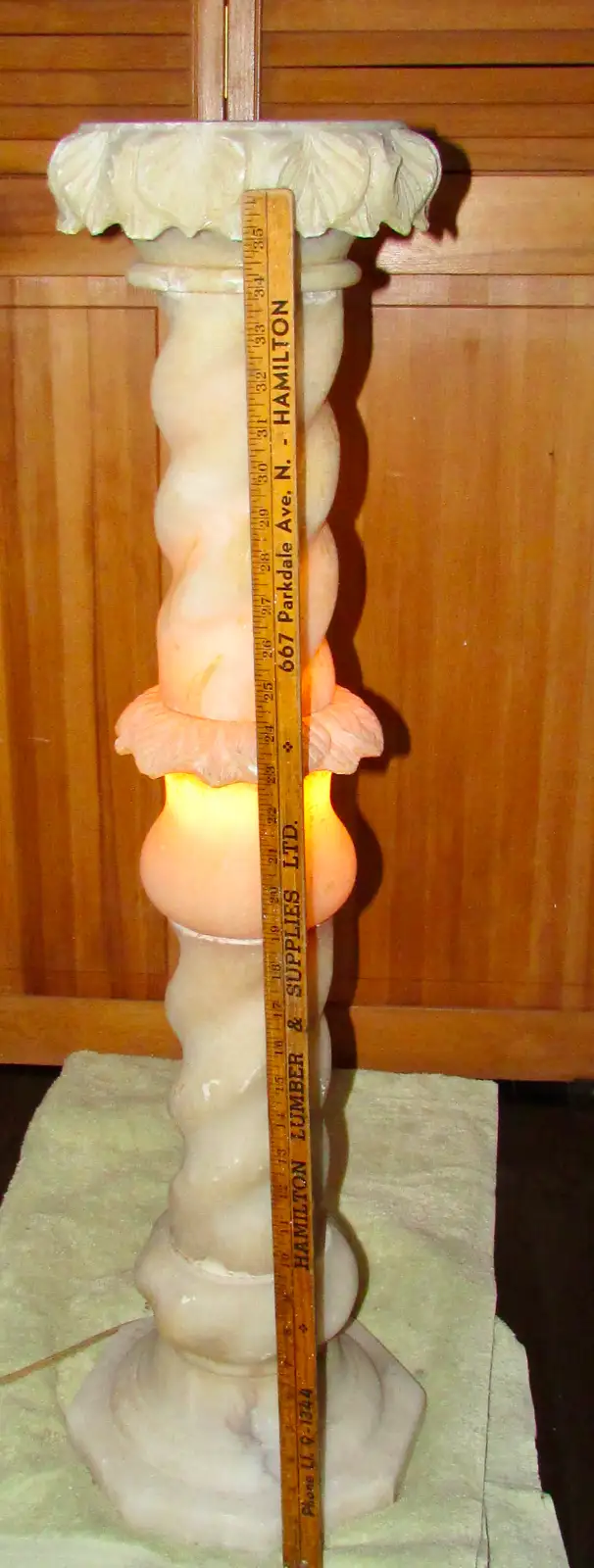 Belle colonne ou piedestal antique en albâtre 38" $450.00 in Arts & Collectibles in City of Montréal - Image 7