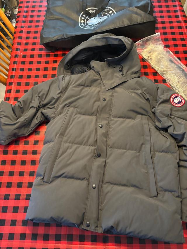 Canada Goose Wyndham in Men's in Kitchener / Waterloo