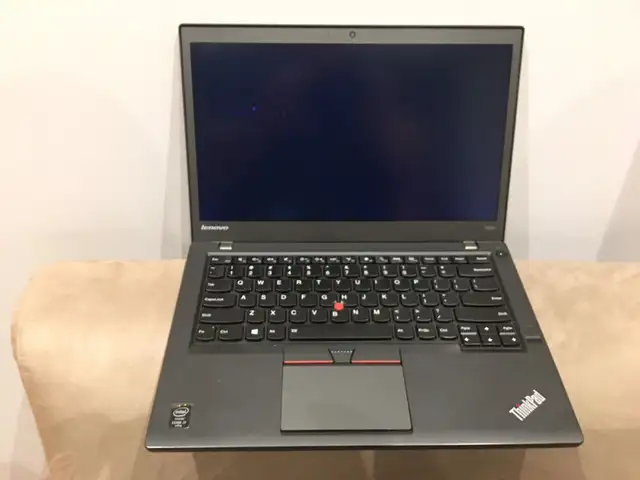 Lenovo ThinkPad T450s w/ ThinkPad Ultra Dock in Laptops in City of Toronto - Image 4