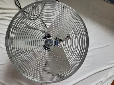 VENTILATEUR MARQUE PATTON HIGH VELOCITY FAN (45.7 cm), View more