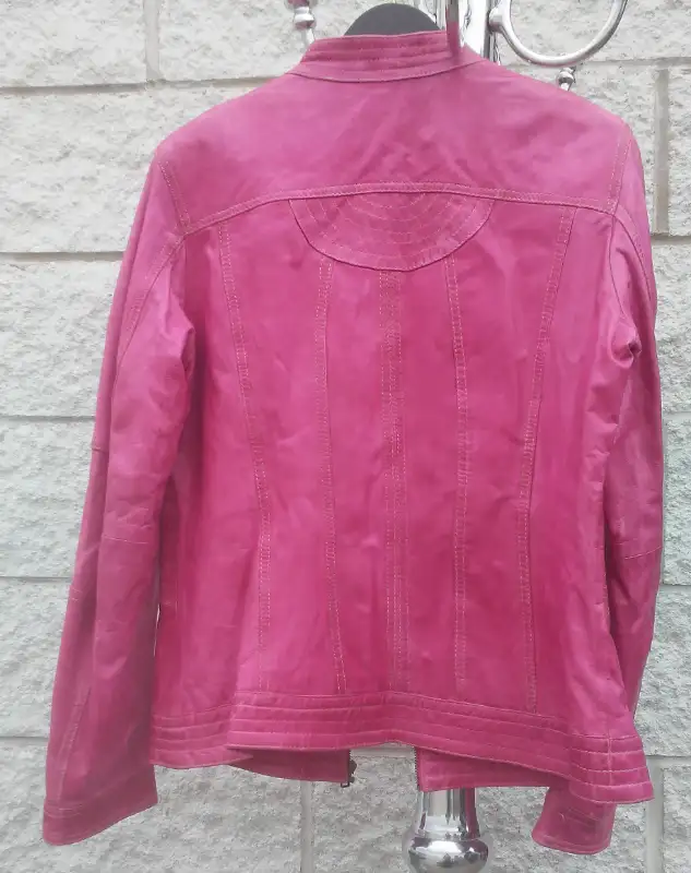 Two size Large Danier GENUINE LEATHER Jackets in Women's - Tops & Outerwear in Kitchener / Waterloo - Image 3