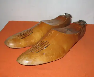 Wooden Shoe Stretchers Shoe Trees - Very Good Condition 12" Long, View more