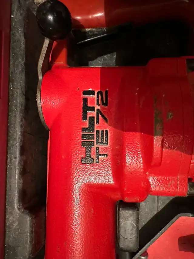 Hilti TE 72 in Power Tools in Ottawa - Image 4