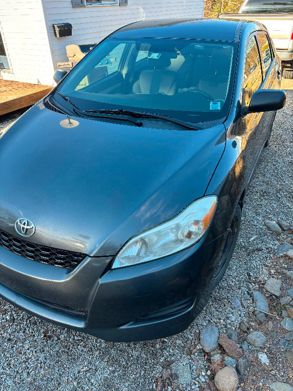 2011 Toyota Matrix in Cars & Trucks in Annapolis Valley - Image 2
