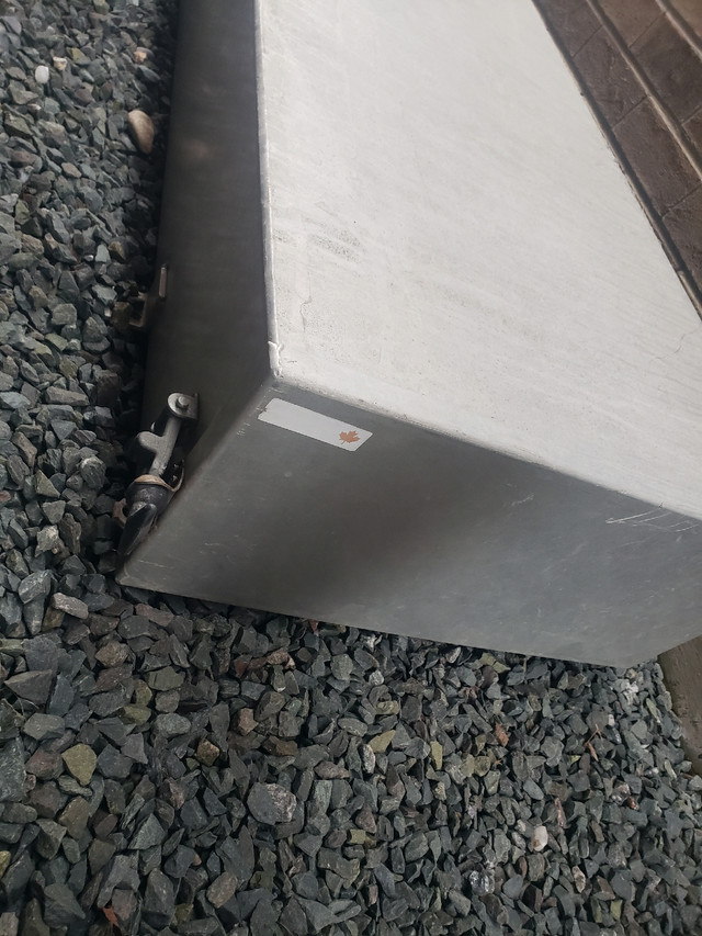 Aluminum Conduit Pipe Bin / Box in Tool Storage & Benches in Kawartha Lakes - Image 2