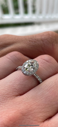 1CT Lab Grown Oval Diamond Engagement Ring