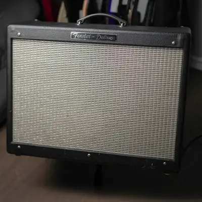 Fender Hot Rod Deluxe – Made in USA Solid, reliable tube amp with that classic Fender tone. This is...