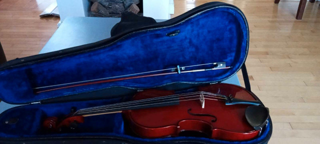 Student violin/ viola  in String in Dartmouth