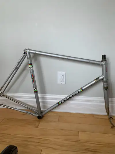 Peugeot 1976 PX10 Reynolds 531 frame and forks. A French vintage Classic. Frame 4.81 lbs. 2.180kg Fo...