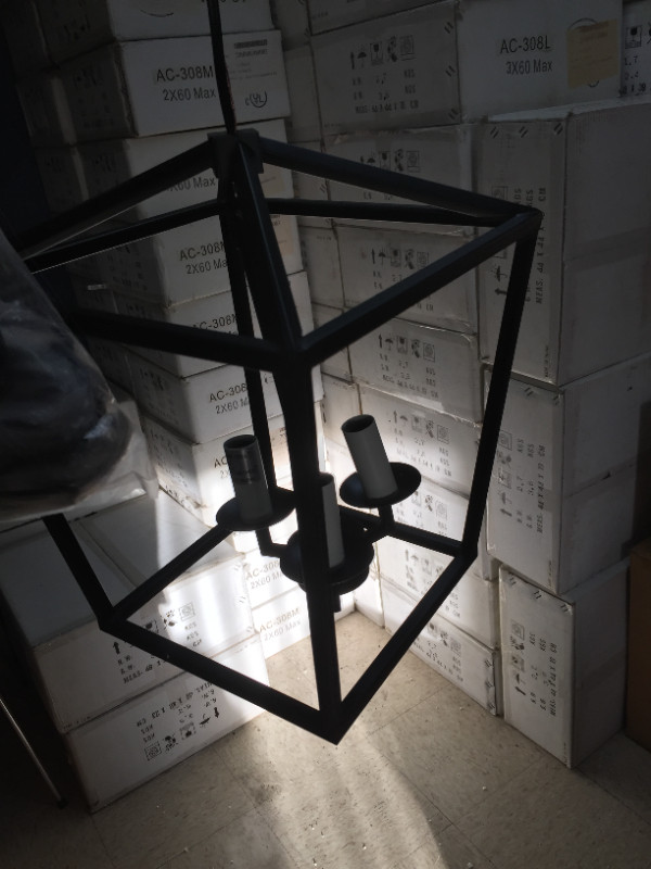 Black Medieval Open Cage Lantern Pendant Chandelier - Lampe dans Éclairage intérieur et plafonniers  à Longueuil/Rive Sud - Image 3