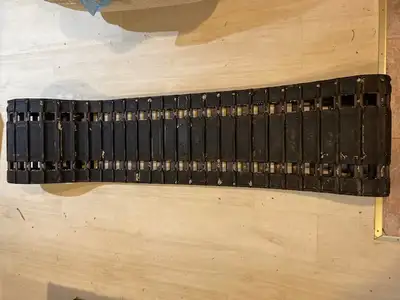 Original Yamaha Enticer LT 1995 track. 136x15. In rough shape but would still work.