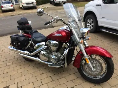 Good entry level bike to get into motorcycling. Well maintained, runs good. I have 3 motorcycles and...