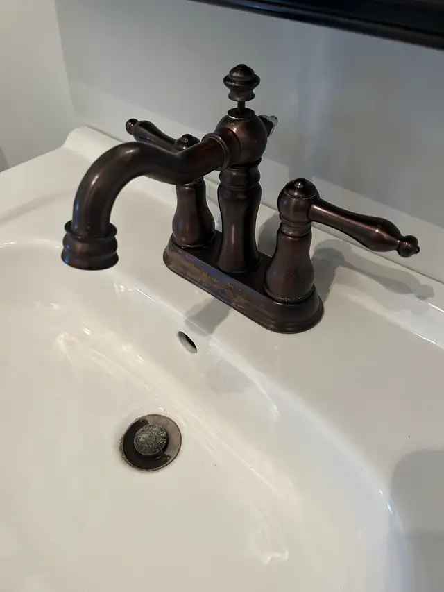 Robinet (salle de bain) in Plumbing, Sinks, Toilets & Showers in Longueuil / South Shore - Image 3