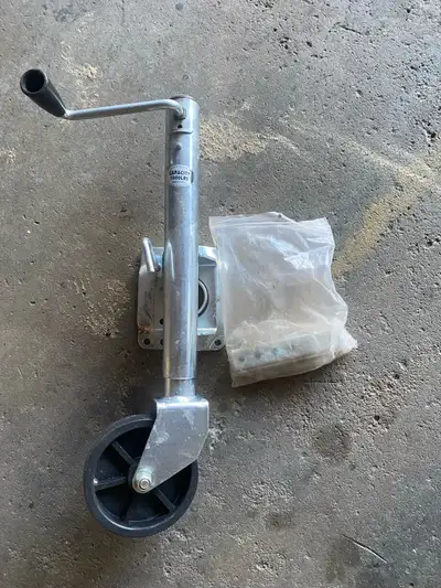 This is a new trailer jack, capacity 1500 lbs. If the ad is up, the item is available, no need to as...