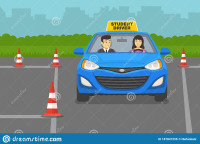 PRIVATE CAR DRIVING LESSONS FROM PROFESSIONAL