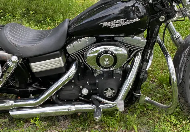 2007 Harley Davidson Street Bob in Street, Cruisers & Choppers in Ottawa - Image 4