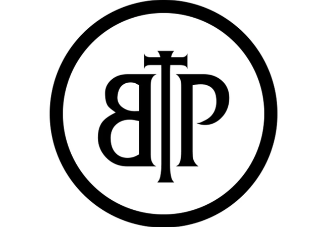 EXPERIENCED FULL-TIME COOK WANTED
