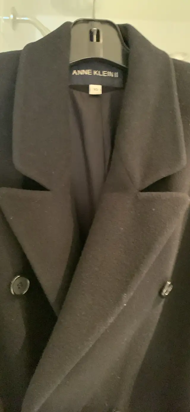 lady COAT , wool, black size M, 10..Must see in Women's - Other in City of Montréal - Image 6