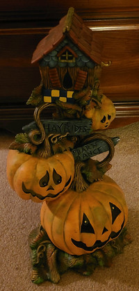 Nice large vintage ceramic Halloween onament