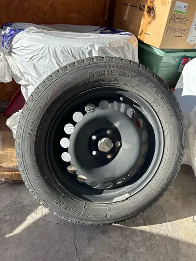 Up for sale are 4 Ice Blazer WST1 winter tire, size 215/60R16 95T, mounted on steel rims. The tires’...