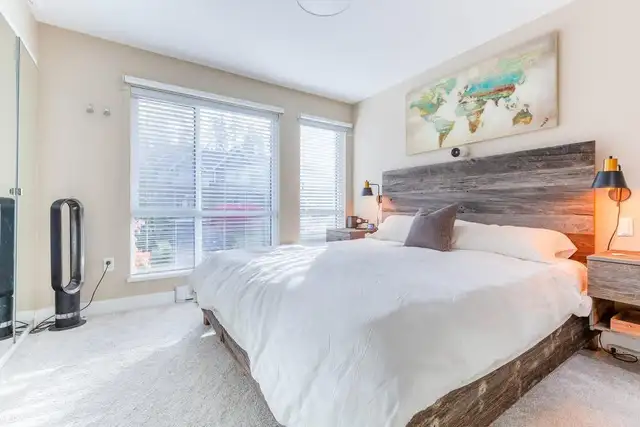5 Bed + Den Townhome - Rooftop Hot Tub, Pool, Gym - South Surrey in Long Term Rentals in Delta/Surrey/Langley - Image 11