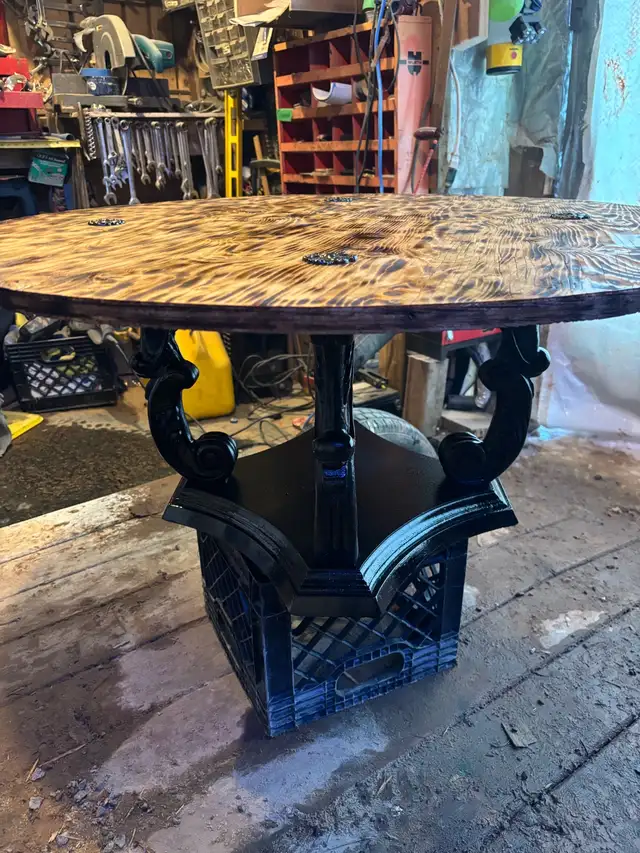  rustic coffee table in Coffee Tables in Bedford - Image 2