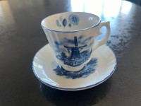 Delft Blue Espresso cups with plates