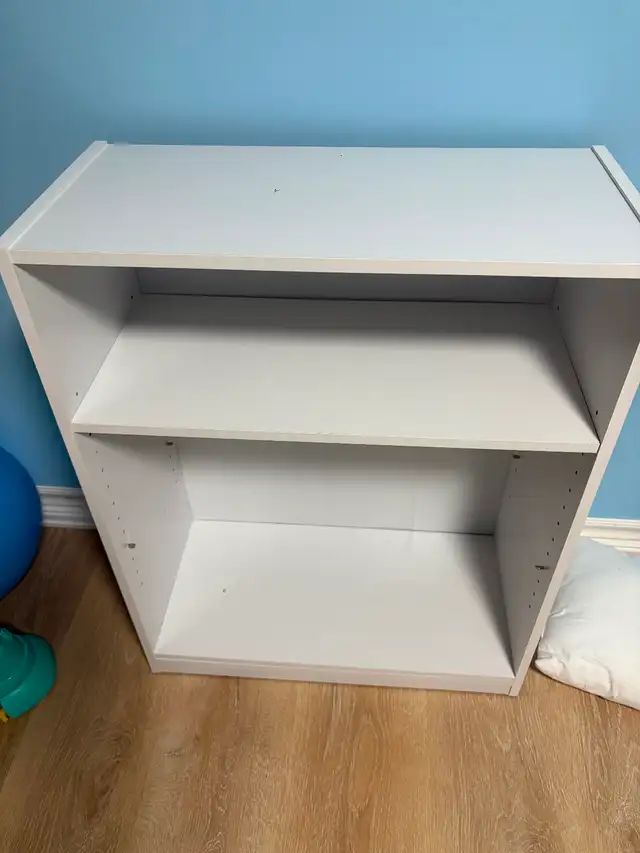 Book shelf in Bookcases & Shelving Units in Oshawa / Durham Region - Image 3