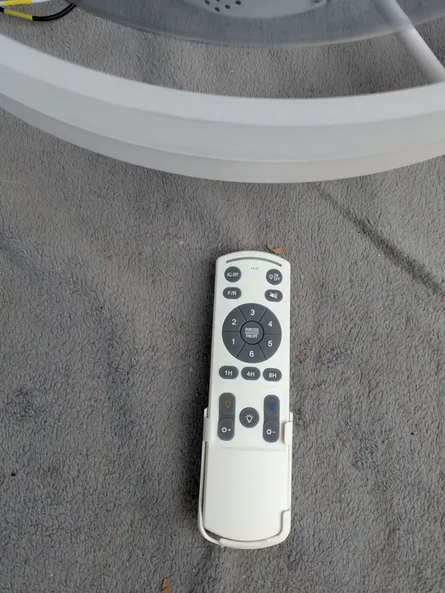 Leoezya Flush Mount Ceiling Fan with Light, 6 Speeds, LED Dimmab in Indoor Lighting & Fans in Mississauga / Peel Region - Image 7