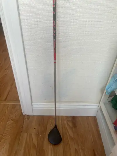 Excellent condition— new grip — senior shaft
