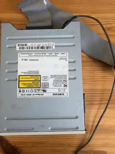 Ordi disk drive Samsung Model SD-612, View more