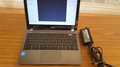 8 or 9 old laptops for parts/repair and DDR2 RAM, View more