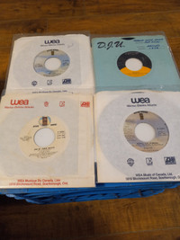 Vinyl Records The Eagles 45 RPM Lot of 4 Hotel California