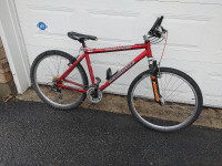 Mongoose Rockadile SX bicycle (18" aluminum frame)