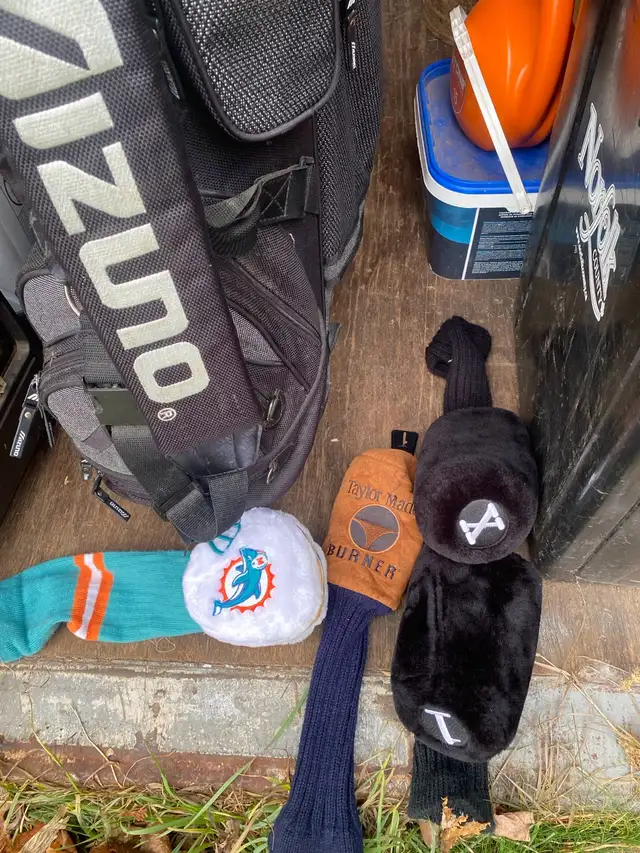 Men’s Left Handed Golf Club Set/Bag in Golf in Norfolk County - Image 5